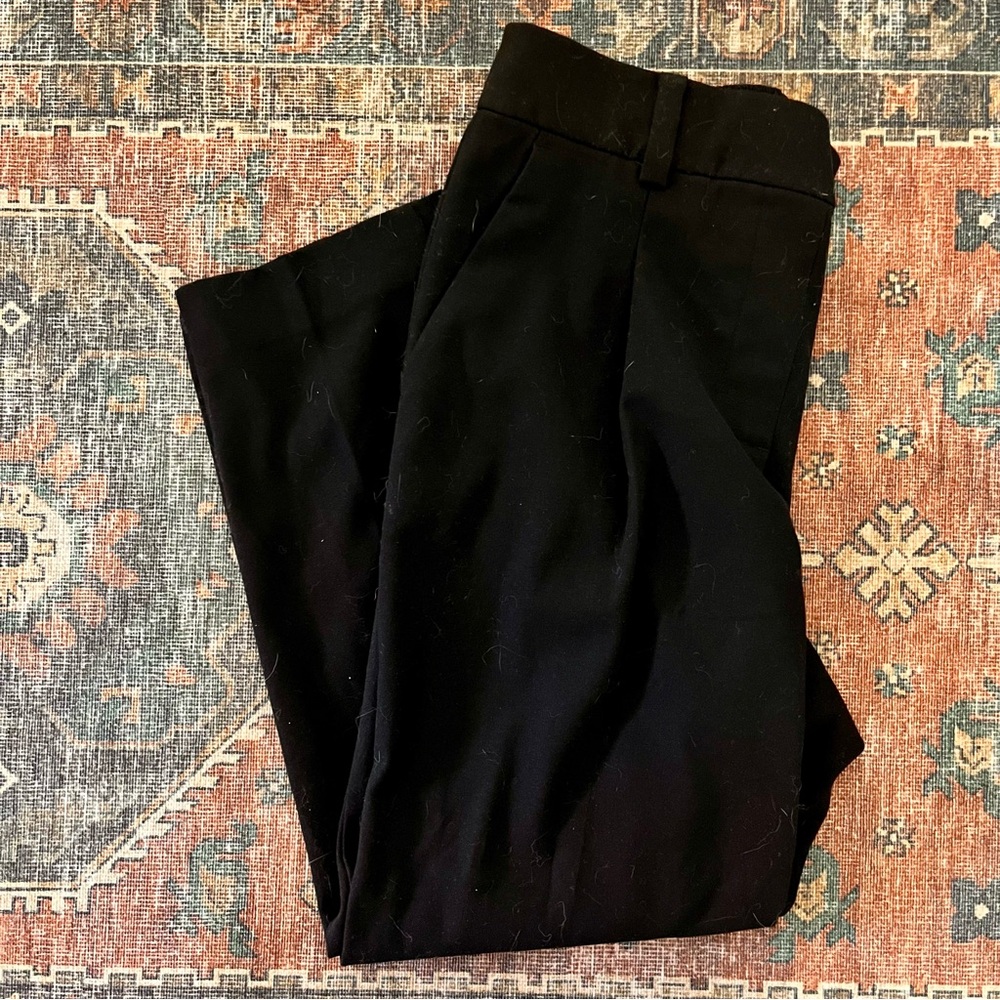 LOFT Women’s Petite Pleated Ankle Pants